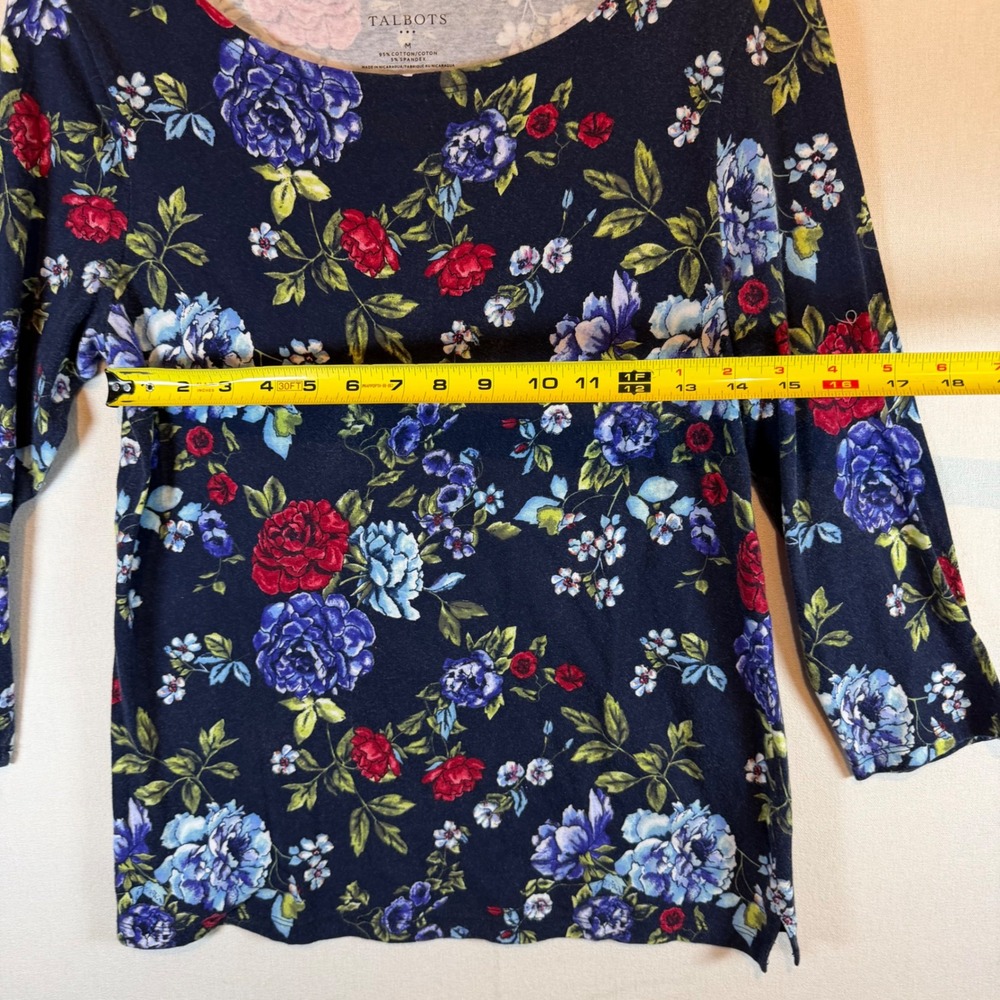 Talbots Womens Medium Navy Blue Floral Print‎ 3/4 Sleeve Boat Neck Cotton Top - Picture 4 of 7